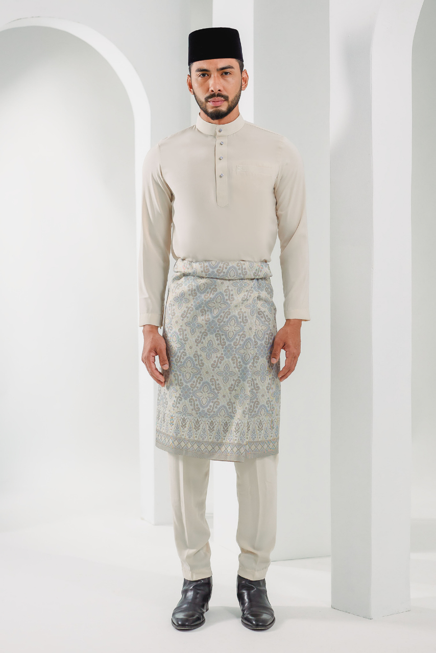 ISA CEKAK MUSANG IN  IVORY