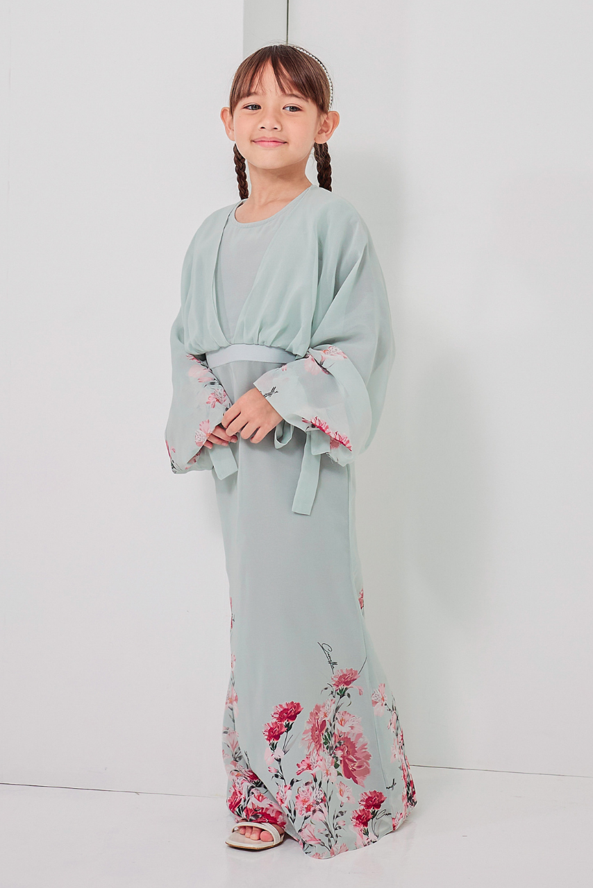 DANG ANUM KIDS IN MINERAL