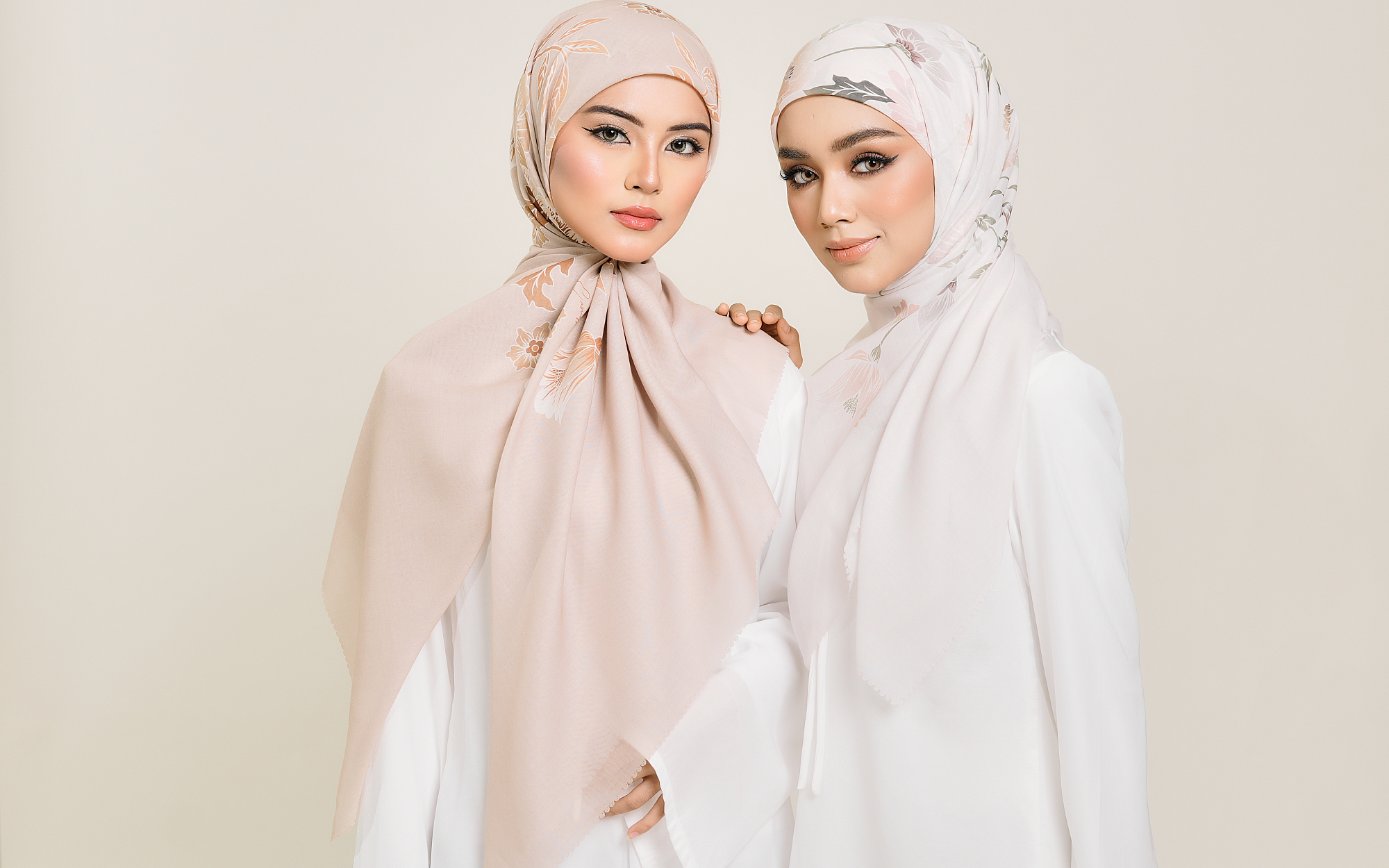 SCARVES