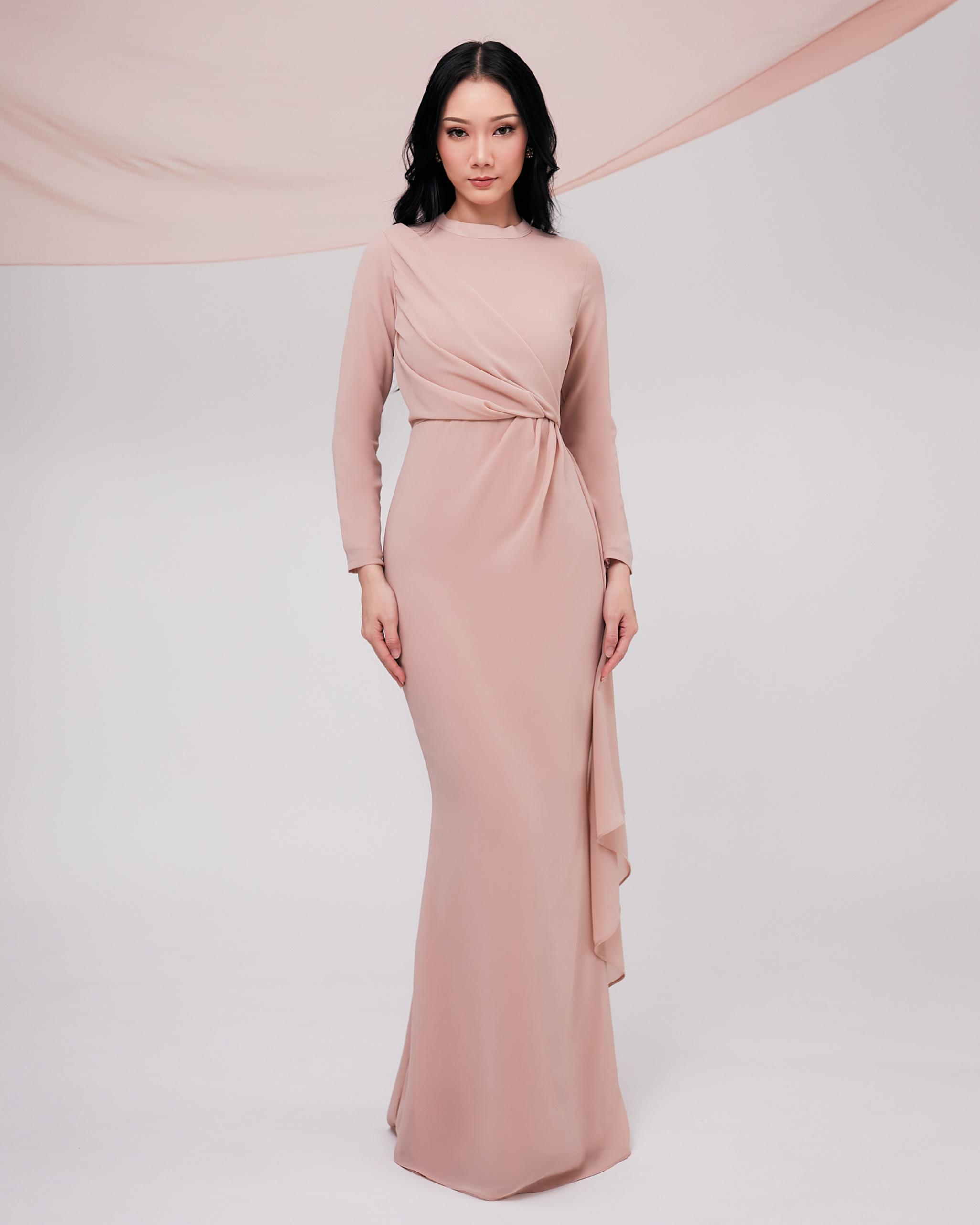 JULEANA IN EVENING SAND