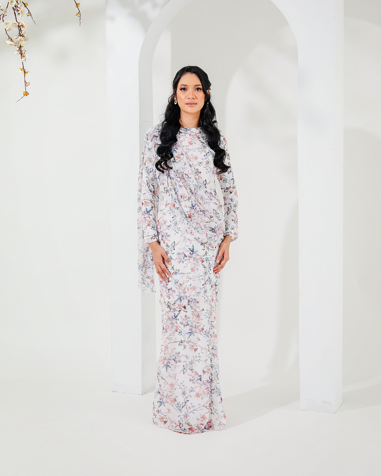 SORAYA IN DOVE WHITE